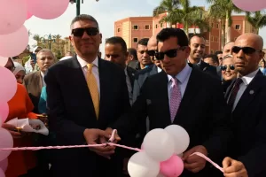 وزير الشباب ومحافظ الجيزة يفتتحان منشآت رياضية جديدة بنادي حدائق الأهرام 21 - جريدة المساء