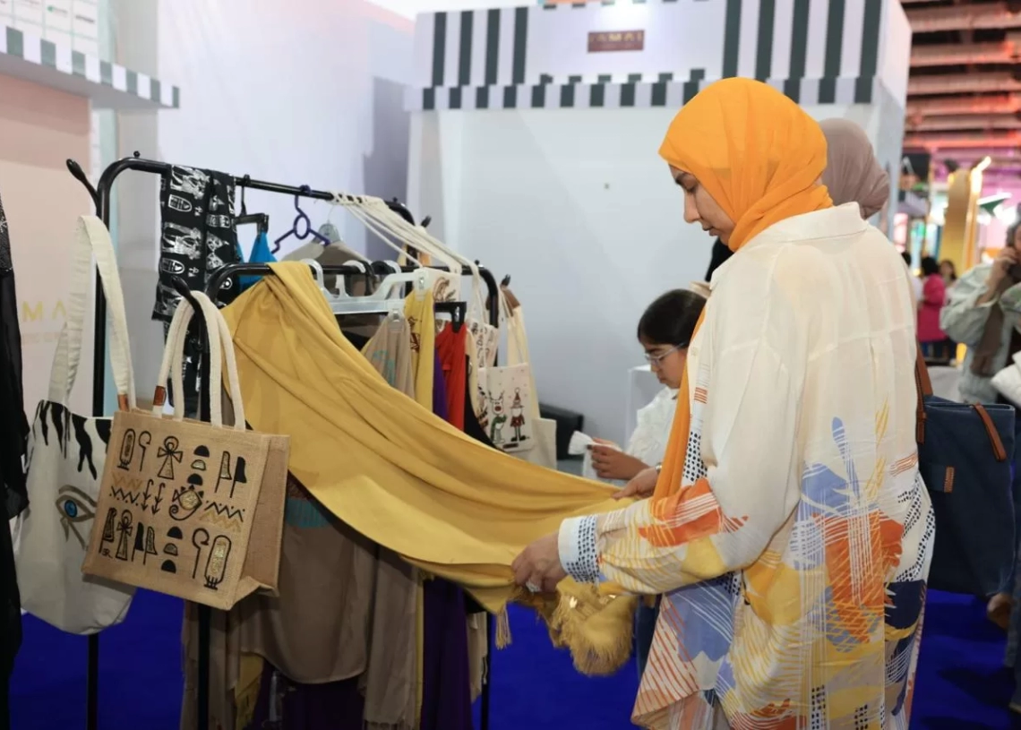 القومي للمرأة يشارك بجناح لمنتجات السيدات من مختلف المحافظات بمعرض BE EXPO 2025 19 - جريدة المساء