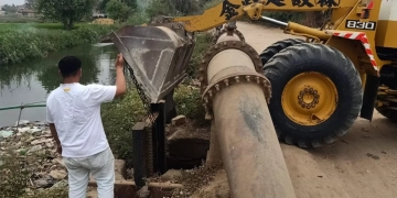 استجابة للفلاحين.. محافظ كفر الشيخ يوجه بصيانة بوابة «فم الخص» لخدمة أكثر من ألف فدان بقرية برمبال بمطوبس 1 - جريدة المساء