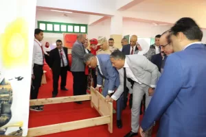 بالصور.. محافظ الجيزة يفتتح معرض "صنع بالتعليم الفني" بمدرسة إمبابة الصناعية للتأسيس العسكري 25 - جريدة المساء