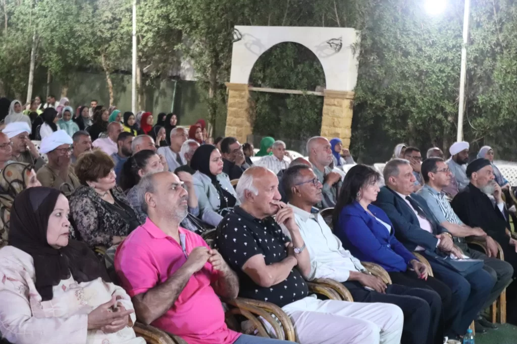 اللواء هشام الحلبى يستعرض تاريخ تحرير سيناء وجهود التنمية فى ندوة تثقيفية بنقادة 39 - جريدة المساء