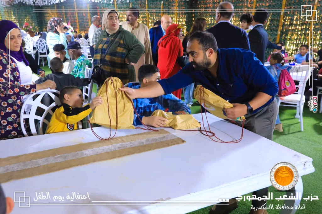 الشعب الجمهوري بالإسكندرية ينظم احتفالية كبرى للأطفال الأيتام بمناسبة يوم الطفل وعيد الربيع 36 - جريدة المساء