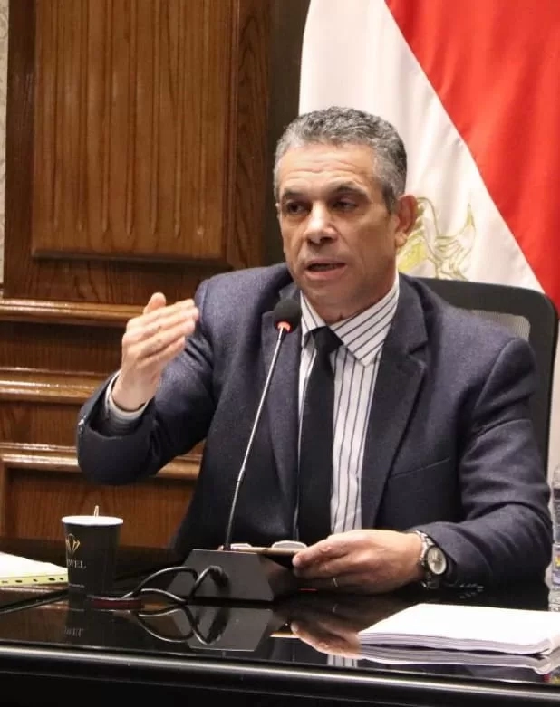 محسن عليوة مساعد رئيس حزب حماة الوطن للشئون النقابية والعمالية