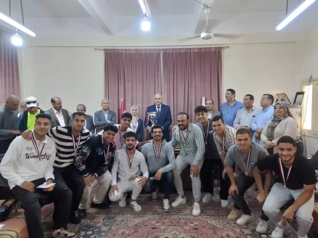فريق معهد الخدمة الاجتماعية بكفر الشيخ يحصد بطولة الجمهورية لكرة القدم 19 - جريدة المساء