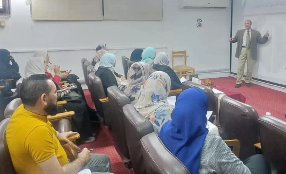 مهارات التفكير الابتكاري لتنمية قدرات المجتمع في دورة بجامعة القناة 19 - جريدة المساء