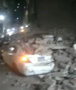 انهيار عقار من طابقين بالزقازيق دون إصابات وتلف 4 سيارات 36 - جريدة المساء