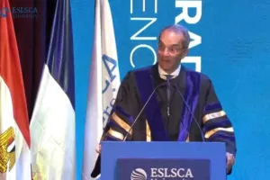 تخريج دفعة جديدة من برنامج ماجيستير و دكتوراه إدارة الأعمال بجامعه اسلسكا بحضور وزير الاتصالات  23 - جريدة المساء