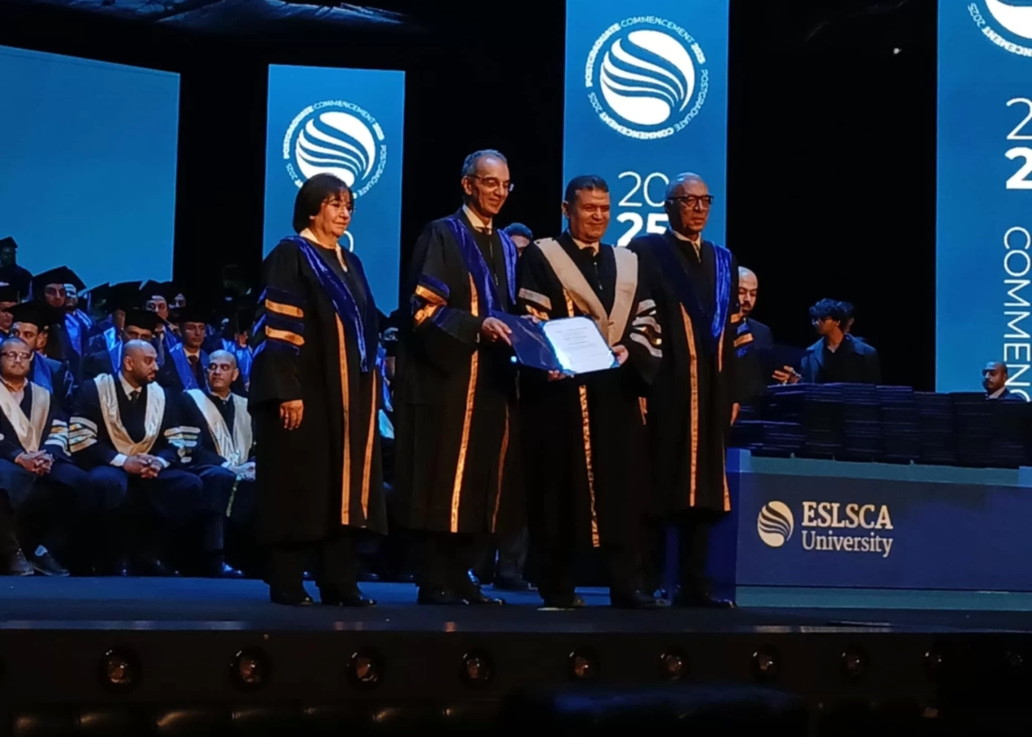 تخريج دفعة جديدة من برنامج ماجيستير و دكتوراه إدارة الأعمال بجامعه اسلسكا بحضور وزير الاتصالات  19 - جريدة المساء