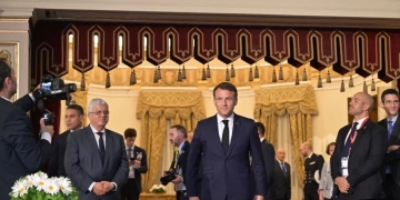 الإعلام والصحافة الدولية ترصد مظاهراستقبال الرئيس الفرنسى فى رحاب جامعة القاهرة. 2 - جريدة المساء الإعلام والصحافة الدولية ترصد مظاهراستقبال الرئيس الفرنسى فى رحاب جامعة القاهرة. 1 - جريدة المساء