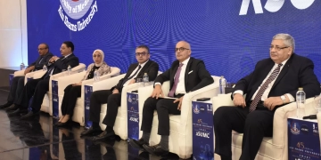 انطلاق فعاليات المؤتمر السنوي الخامس والأربعين لكلية الطب بجامعة عين شمس 2 - جريدة المساء انطلاق فعاليات المؤتمر السنوي الخامس والأربعين لكلية الطب بجامعة عين شمس 1 - جريدة المساء