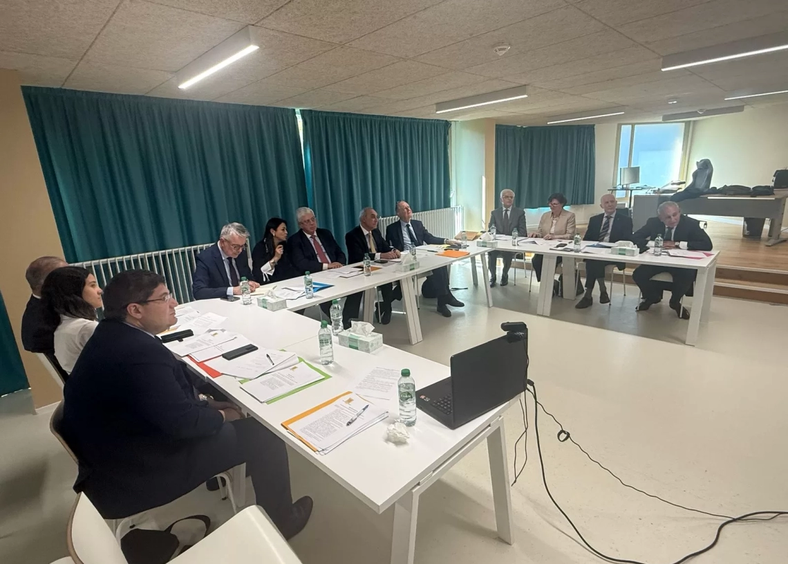 'د.عاشور' يشهد الاجتماع التاسيسي لمؤسسة''بيت مصر''بالمدينة الجامعية بباريس 17 - جريدة المساء