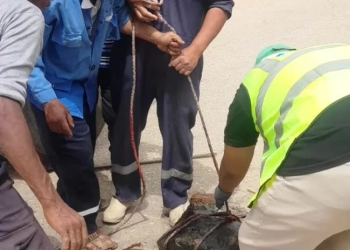 محافظ أسوان : تشكيل لجنة فنية لدراسة الأسباب الهندسية لطفح الصرف الصحى المتكرر بمدخل منطقة الكرور 27 - جريدة المساء