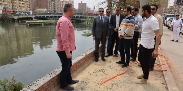 محافظ المنوفية يتفقد رصف مدخل شبين .. ومحطة المياه المرشحة.. ويتابع رفع كفاءة وتجميل الكورنيش ونسب الإنجاز بالممشى الجديد.. للارتقاء بالمظهر العام وخلق متنفس جمالي للأهالي 1 - جريدة المساء