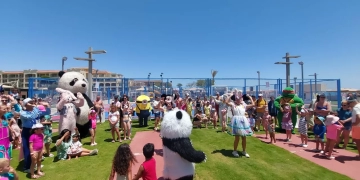 عروض وفقرات فنية للأطفال خلال احتفالات عيد الايستر بفنادق الغردقة 1 - جريدة المساء