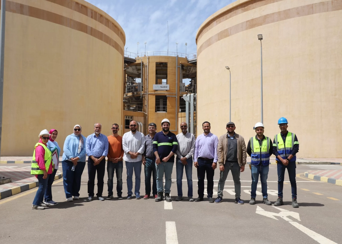 شركة الصرف الصحي بالإسكندرية تستقبل فريق من أساتذة الهندسة والعلوم.. دعماً لمشروع إعادة إعمار الصحراء 15 - جريدة المساء