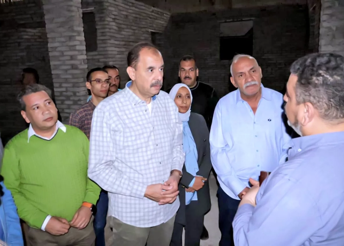 محافظ سوهاج يتفقد أعمال تطوير المرسى السياحي بالكورنيش الغربي 20 - جريدة المساء محافظ سوهاج يتفقد أعمال تطوير المرسى السياحي بالكورنيش الغربي 19 - جريدة المساء