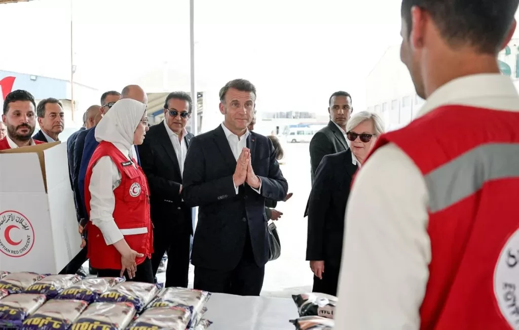 "الهلال الأحمر المصرى": أنشأنا مراكز لوجستية مخصصة لدعم غزة وفق المعايير الدولية 22 - جريدة المساء "الهلال الأحمر المصرى": أنشأنا مراكز لوجستية مخصصة لدعم غزة وفق المعايير الدولية 21 - جريدة المساء