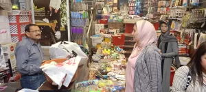 "مكتبة على الرصيف".. مبادرة شعبية في قلب الدخيلة تشعل شغف القراءة بدعم من حي العجمي 27 - جريدة المساء