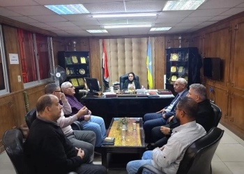 التواصل الفعّال لحل مشكلات جبانات الدخيلة.. رئيس حي العجمي تلتقي بالمواطنين لإيجاد حلول عملية 15 - جريدة المساء