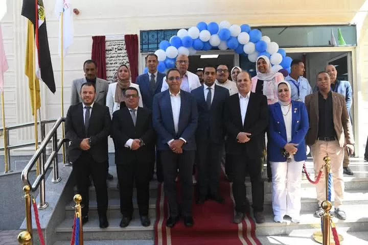 بتكلفه 85 مليون جنيه .. محافظ قنا يفتتح مبنى امتداد مركز الأورام الجديد للعلاج الإشعاعي 29 - جريدة المساء