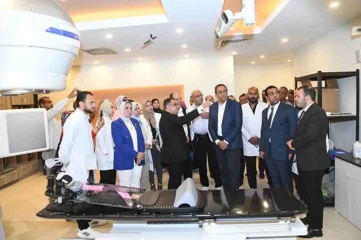 بتكلفه 85 مليون جنيه .. محافظ قنا يفتتح مبنى امتداد مركز الأورام الجديد للعلاج الإشعاعي 17 - جريدة المساء