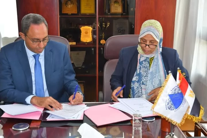 قنا توقع بروتوكول تعاون مع هيئة المساحة لتنفيذ مخطط حضري شامل وتعزيز إدارة الملكيات 19 - جريدة المساء