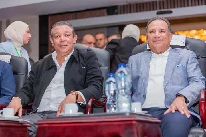 "الشعب الجمهوري" يكرم 26 أما مثالية و500 من خريجي مبادرة الذكاء الاصطناعي ويهدي 280 رحلة عمرة للفائزين في البرنامج الديني 27 - جريدة المساء