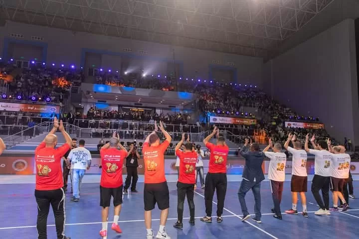 "الشعب الجمهوري" يكرم 26 أما مثالية و500 من خريجي مبادرة الذكاء الاصطناعي ويهدي 280 رحلة عمرة للفائزين في البرنامج الديني 47 - جريدة المساء