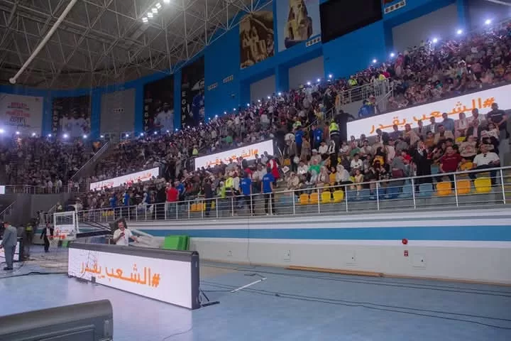 "الشعب الجمهوري" يكرم 26 أما مثالية و500 من خريجي مبادرة الذكاء الاصطناعي ويهدي 280 رحلة عمرة للفائزين في البرنامج الديني 69 - جريدة المساء