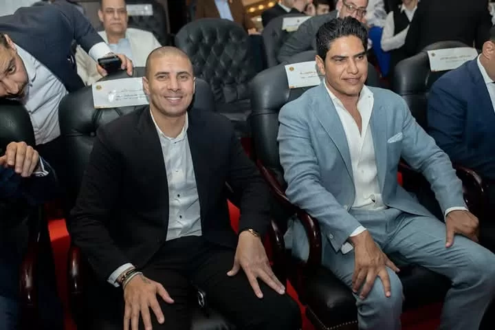 "الشعب الجمهوري" يكرم 26 أما مثالية و500 من خريجي مبادرة الذكاء الاصطناعي ويهدي 280 رحلة عمرة للفائزين في البرنامج الديني 81 - جريدة المساء