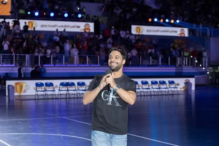 "الشعب الجمهوري" يكرم 26 أما مثالية و500 من خريجي مبادرة الذكاء الاصطناعي ويهدي 280 رحلة عمرة للفائزين في البرنامج الديني 91 - جريدة المساء