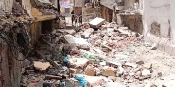 إزالة عاجلة لمصادر الخطر بوادي القمر.. حي العجمي يتدخل لحماية الأرواح بتوجيهات المهندسة نور الهدى 1 - جريدة المساء