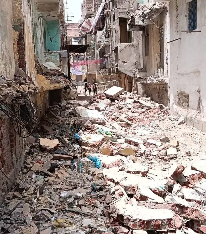 إزالة عاجلة لمصادر الخطر بوادي القمر.. حي العجمي يتدخل لحماية الأرواح بتوجيهات المهندسة نور الهدى 19 - جريدة المساء