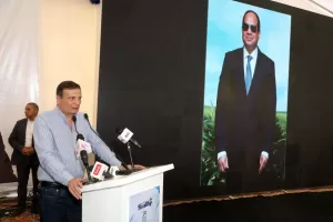 لتدعم صغار المربين بتوفير الروؤس المحسنة ذات الإنتاجية العالية وتوفير فرص العمل.. وزير الزراعة و محافظ الشرقية ورئيس البنك الزراعي يطلقون المرحلة الثانية من مبادرة "إحلم" لدعم صغار المربين بقرية التلين بمنيا القمح 46 - جريدة المساء