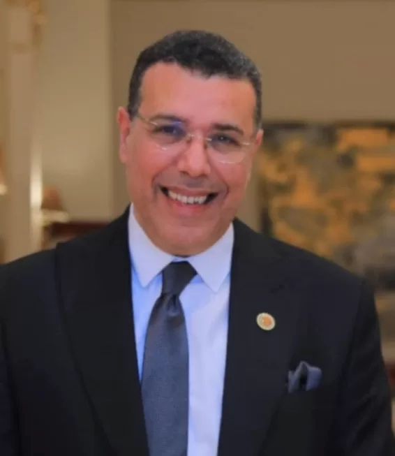 أمين مساعد حزب الشعب الجمورى بالإسكندرية يهنئ الرئيس السيسى والشعب المصرى بعيد العمال 19 - جريدة المساء