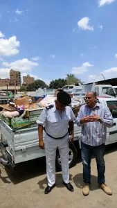 ألبان أطفال وكاتشب ومستحضرات تجميل.. محافظة الجيزة تضبط ١١ طنًا أدوية ومكملات غذائية وسلعا منتهية الصلاحية داخل مخزن في إمبابة 19 - جريدة المساء