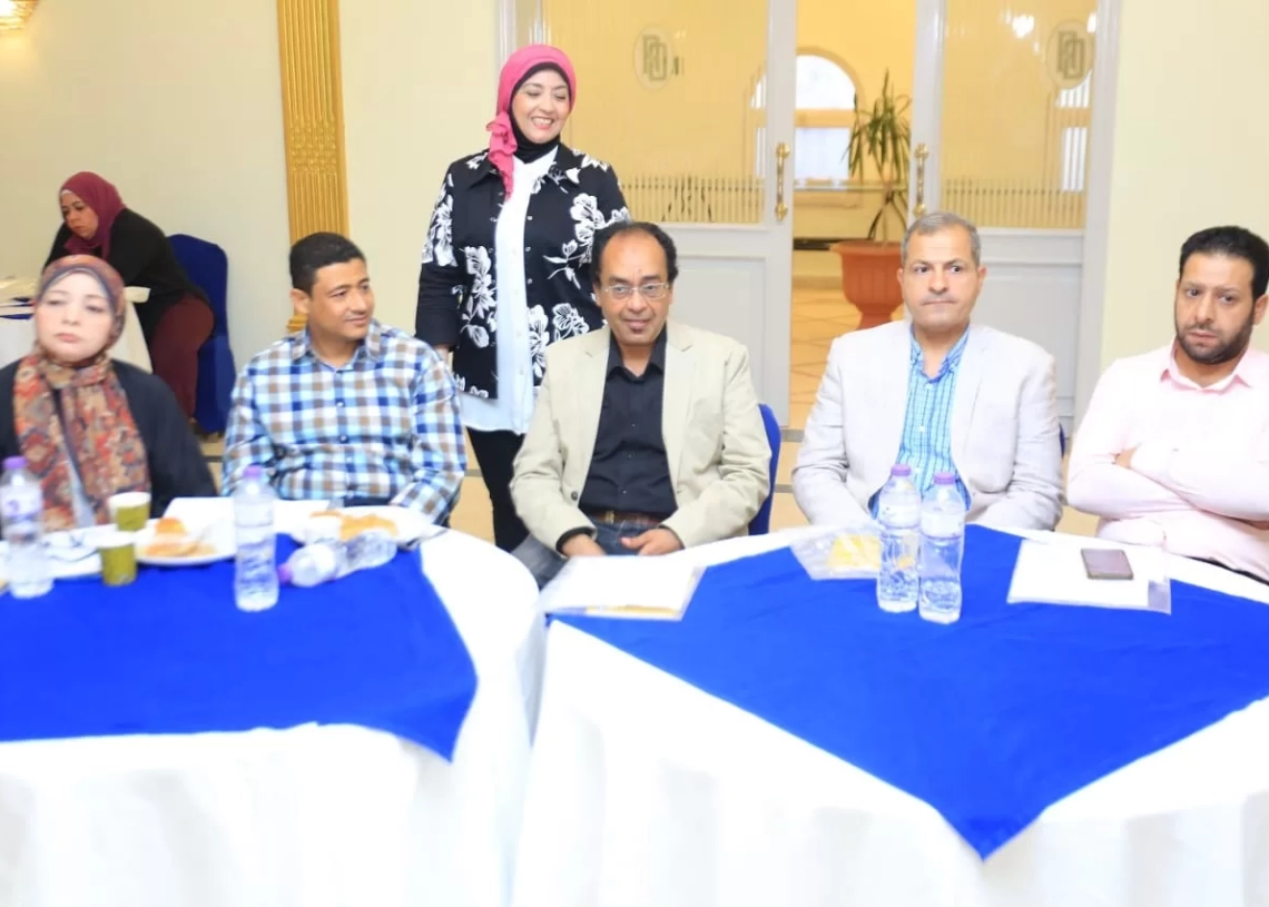 مائدة حوارية بمحافظة المنيا تنادي بقانون أحوال شخصية أكثر عدالة للأسرة المصرية 19 - جريدة المساء