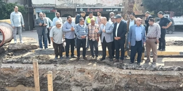 نائب محافظ الجيزة يتفقد مشروعات الصرف الصحي ببولاق والهرم: تقضي علي مشكلة الطفوحات المتكررة 1 - جريدة المساء