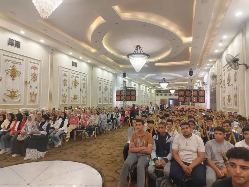 "الشعب الجمهوري" بنجع حمادي يختتم معسكر مراجعات الثانوية العامة بحضور 1000 طالب وطالبة 87 - جريدة المساء