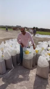 ضبط 447 بطاقة تموينية بحوزة صاحب مخبز بمنشأة القناطر.. و160 طن أسمدة مغشوشة داخل مصنع غير مرخص في الصف 32 - جريدة المساء