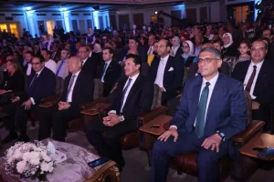 محافظ الجيزة يشهد حفل ختام مهرجان إبداع للشباب بجامعة القاهرة 28 - جريدة المساء