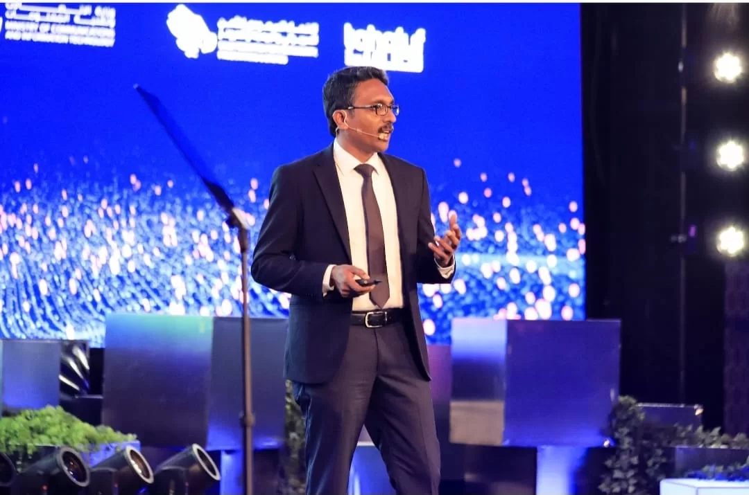 زوهو تطلق تطبيقات جديدة بالأوامر الصوتية أو الكتابية لدعم مطوّري تطبيقات التعليمات البرمجية المنخفضة في المنطقة 18 - جريدة المساء