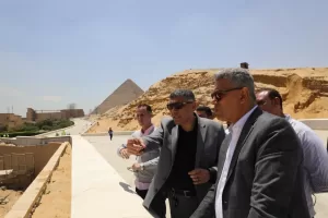 استعدادا لافتتاح المتحف الكبير.. محافظ الجيزة يتابع أعمال التطوير الجارية بطريق مصر إسكندرية الصحراوى (صور) 29 - جريدة المساء