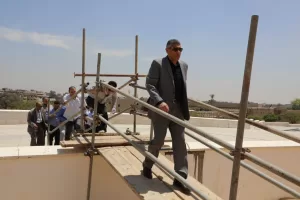 استعدادا لافتتاح المتحف الكبير.. محافظ الجيزة يتابع أعمال التطوير الجارية بطريق مصر إسكندرية الصحراوى (صور) 39 - جريدة المساء