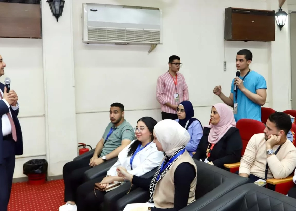 عمرو عثمان: 34 ألف متطوع في مواجهة الإدمان و75% منهم من طلاب الجامعات 19 - جريدة المساء
