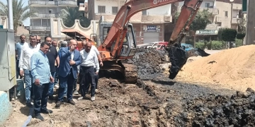 نائب محافظ الجيزة يتفقد الوحدة المحلية لقرية المنوات بأبو النمرس: وصلات الصرف المنزلية قريبا 1 - جريدة المساء