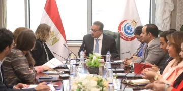 د. خالد عبدالغفار إلتقي وفد "الوكالة الفرنسية للتنمية" لبحث دعم التعاون في مشروعات الرعاية الصحية والتوسع في التدريب وبناء القدرات 1 - جريدة المساء