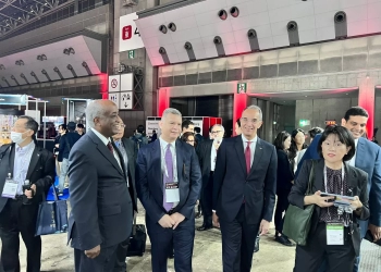 وزير الاتصالات يعلن إنشاء مركز بحوتب للإبداع والتطوير فى مدينة المعرفة كمركز ابتكار ادعم الشركات الناشئة والصغيرة والمتوسطة للتصميم الإلكترونى 23 - جريدة المساء