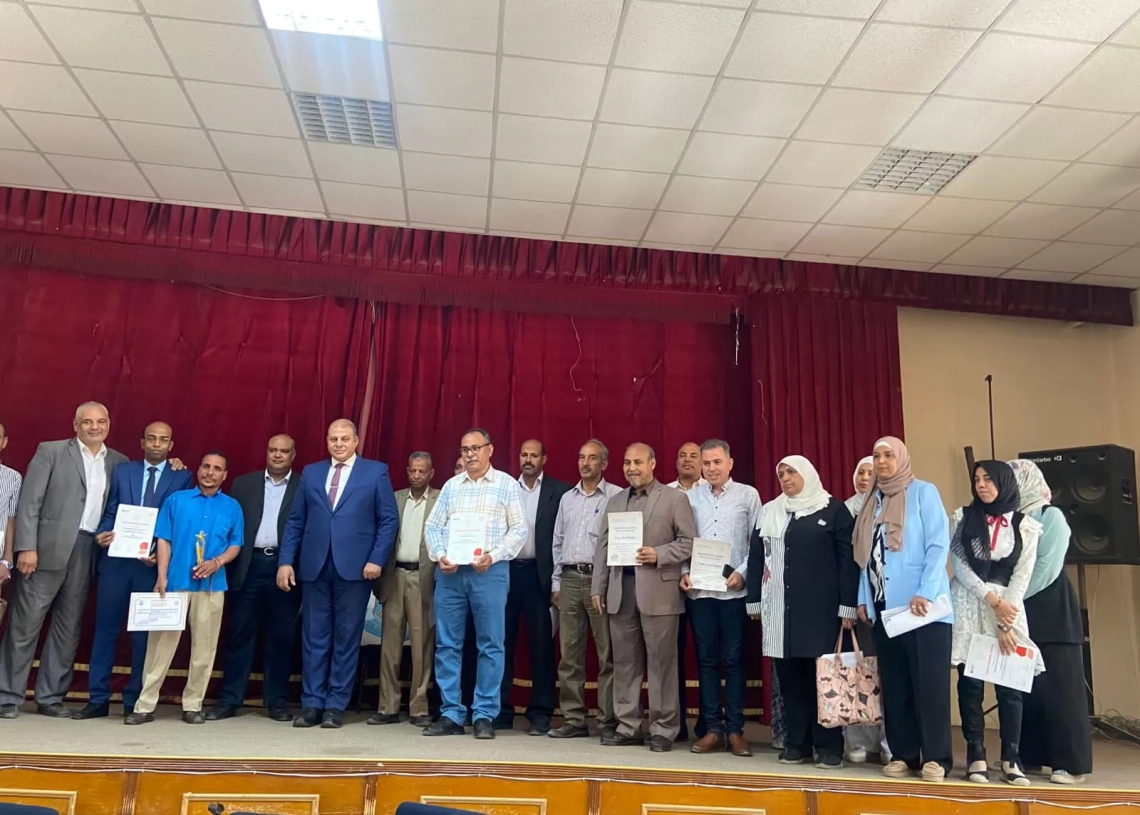 تكريم مدربي برنامج TEA بتعليم قنا تقديرًا لدورهم في تطوير مهارات معلمي اللغة الإنجليزية 15 - جريدة المساء