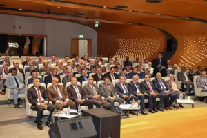 رئيس الهيئة القومية للبريد تعد العاملين بزيادة بدل عمل أيام الإجازات الرسمية و المكافآت وربط الحافز بالإنتاج 17 - جريدة المساء